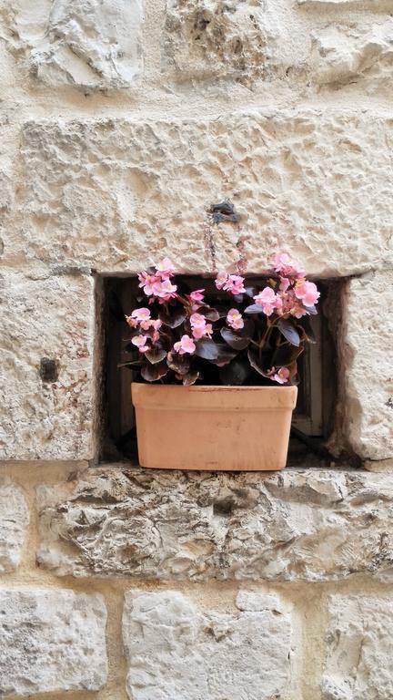 Rooms Livia Trogir Exterior foto